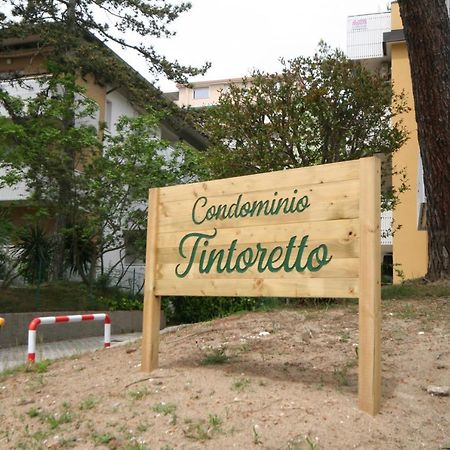 Ba- Tintoretto Apartments - Lignano Sabbiadoro Kültér fotó