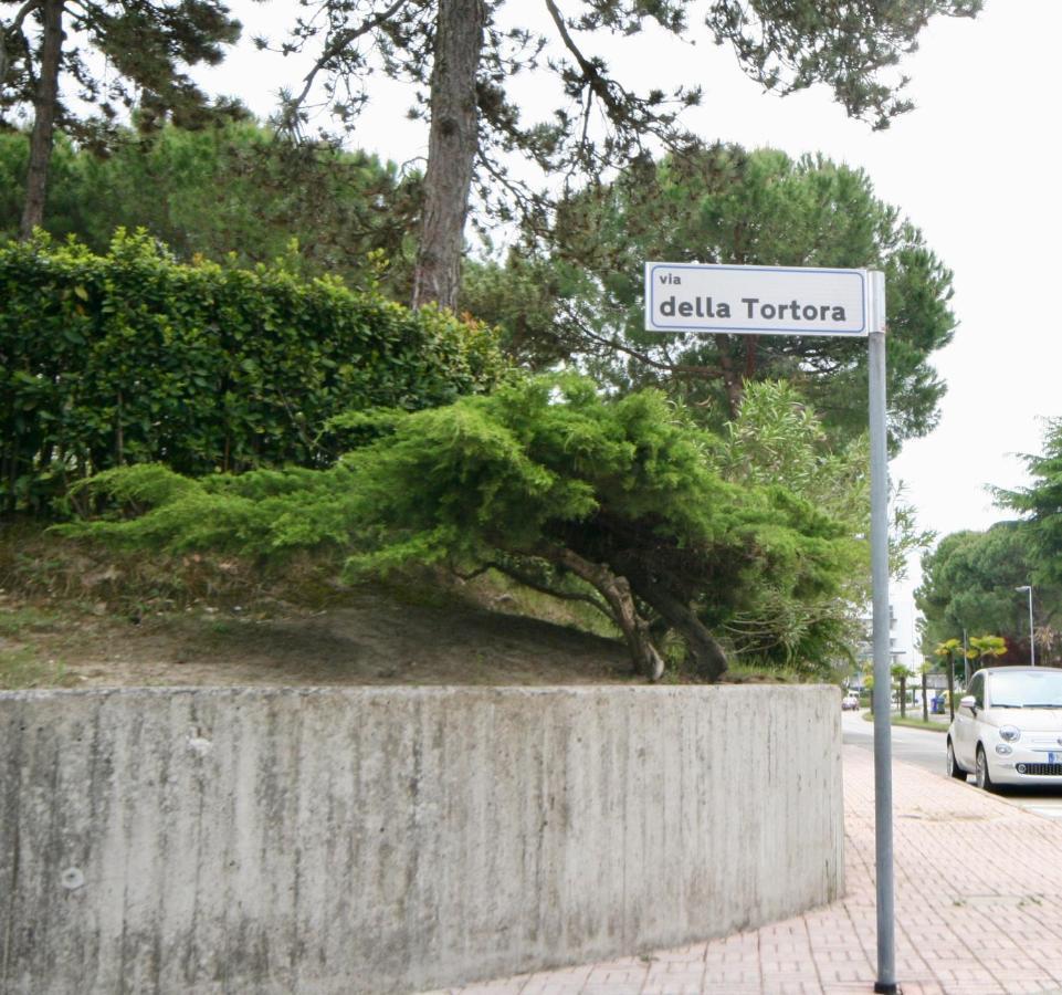 Ba- Tintoretto Apartments - Lignano Sabbiadoro Kültér fotó