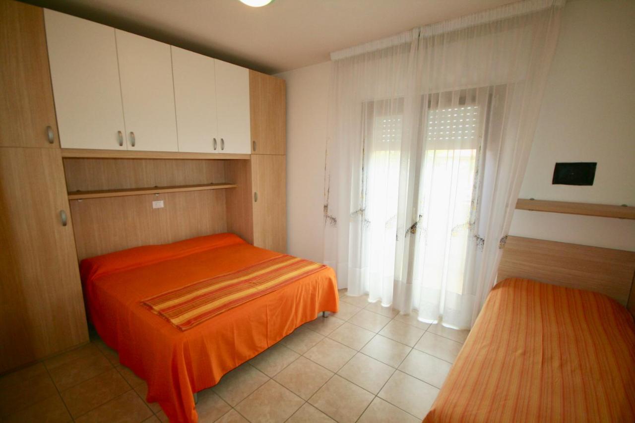 Ba- Tintoretto Apartments - Lignano Sabbiadoro Kültér fotó