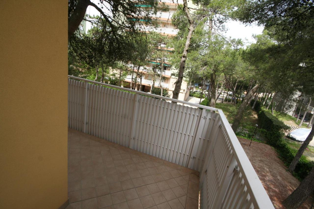 Ba- Tintoretto Apartments - Lignano Sabbiadoro Kültér fotó
