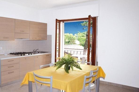 Ba- Tintoretto Apartments - Lignano Sabbiadoro Kültér fotó
